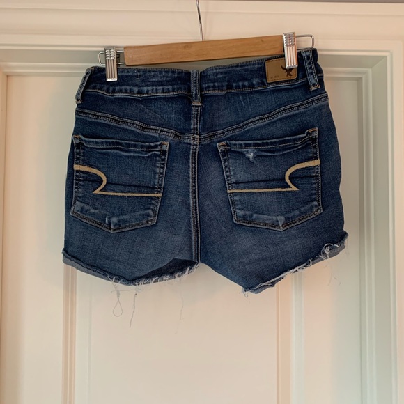 American Eagle Ripped Denim Shorts - Picture 5 of 8